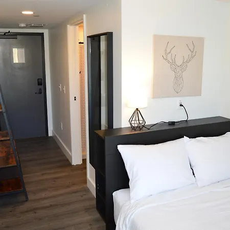 The Block Hotel & Commons Silverthorne Exterior photo