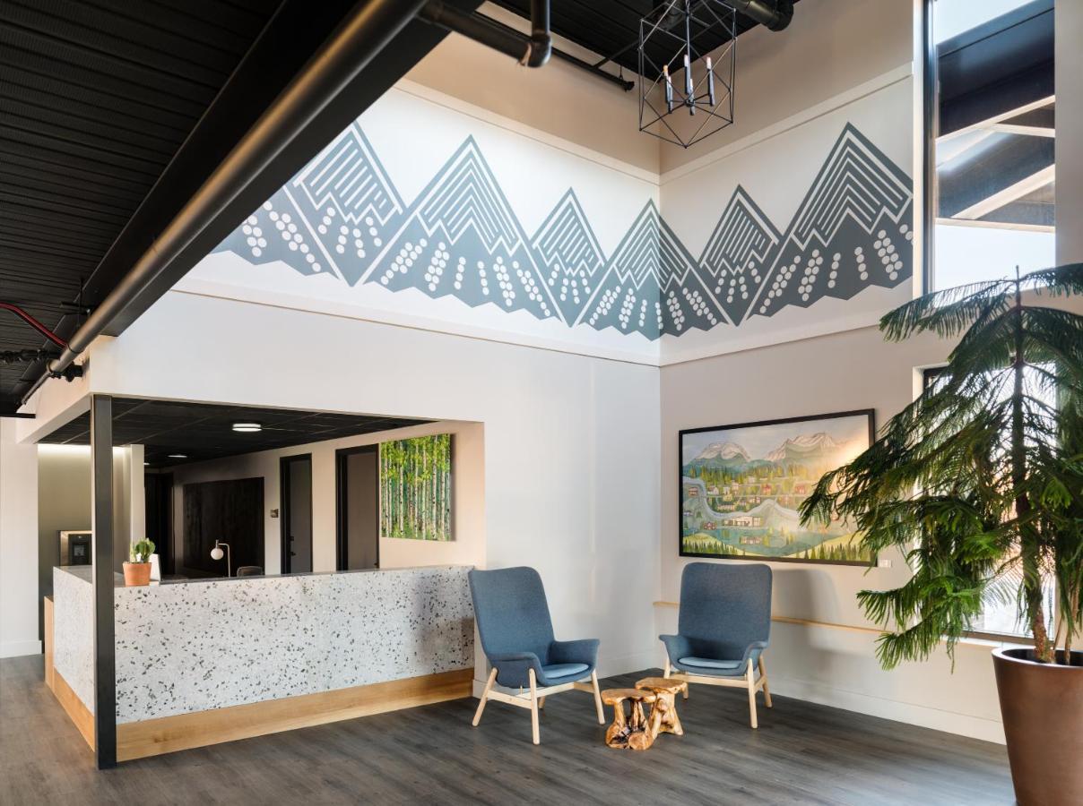 The Block & Commons Hotel 3*