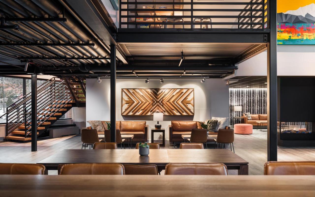 The Block & Commons 3*