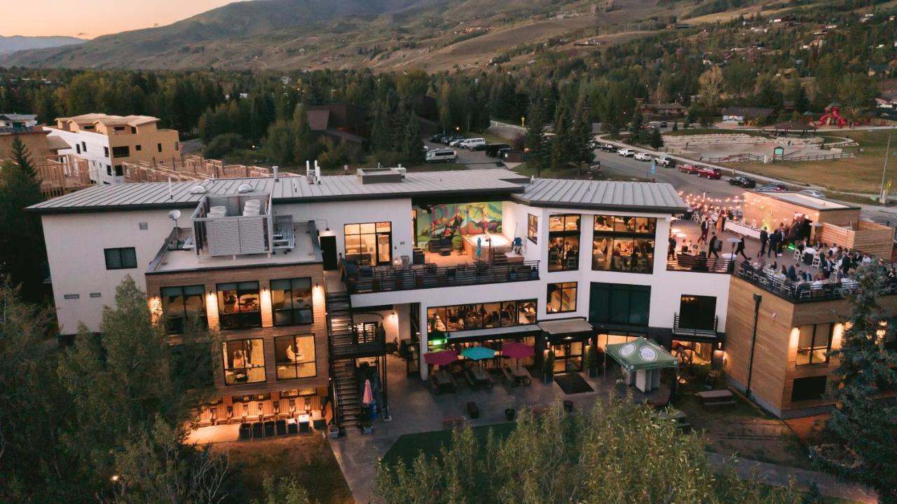 The Block & Commons Hotel